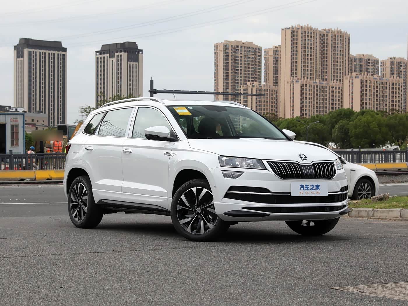 Skoda Karoq 280TSI — фото 1