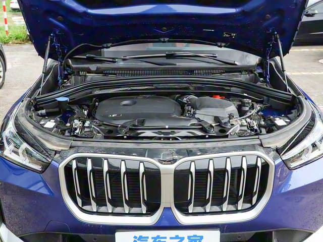 BMW X1 sDrive 20LI — миниатюра 17