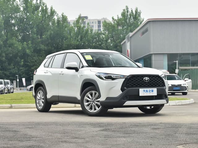Toyota Corolla Cross — миниатюра 3