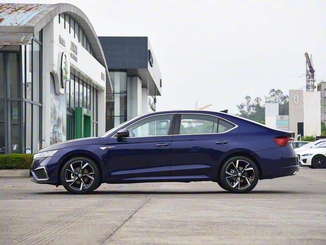 Skoda Octavia TSI280 — миниатюра 8