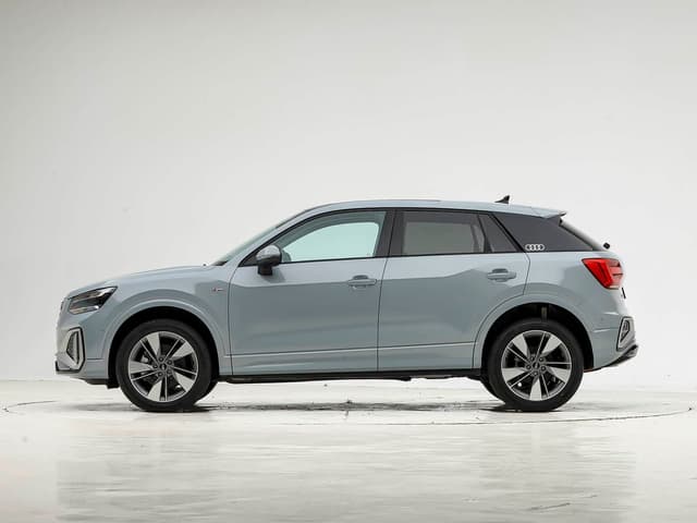 Audi Q2L 35TFSI — миниатюра 1