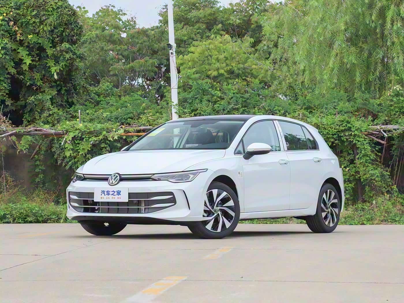Volkswagen Golf 300TSI — фото 1