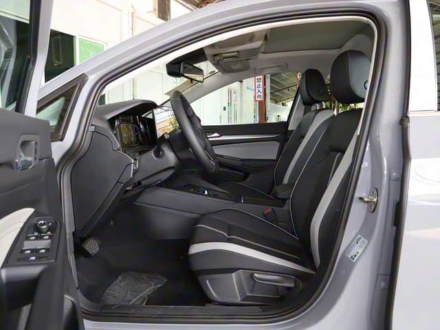 Volkswagen Golf 300TSI — миниатюра 15