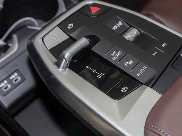BMW X1 sDrive 20LI — миниатюра 13
