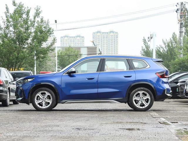 BMW X1 sDrive 20LI — миниатюра 2