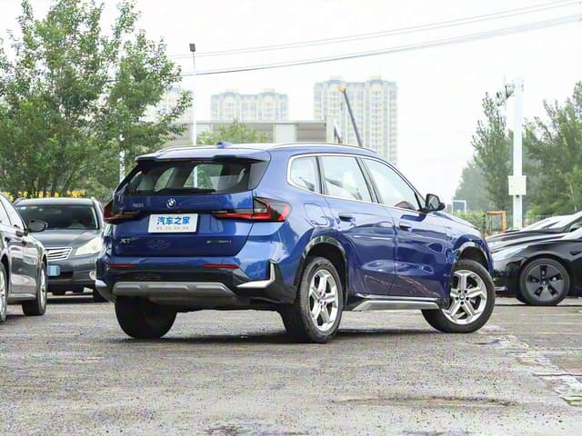 BMW X1 sDrive 20LI — миниатюра 5