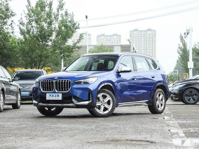 BMW X1 sDrive 20LI — миниатюра 1