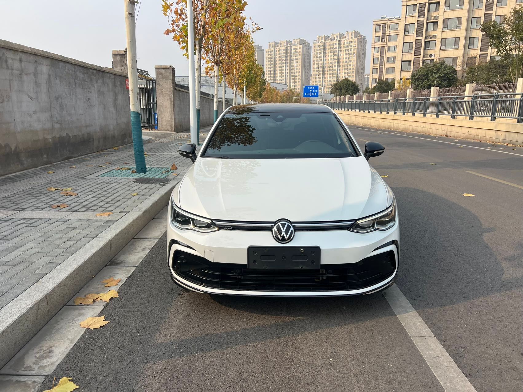 volkswagen-golf-280-tsi-r-line