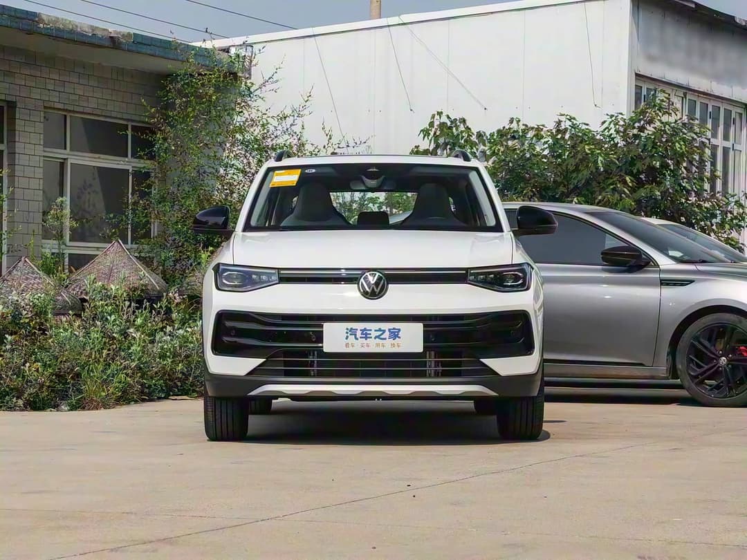 volkswagen-tharu-xr-ambition